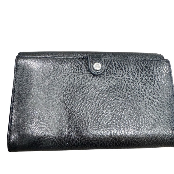 Matt & Nat Black Vegan Connolly Wallet - Picture 2 of 9